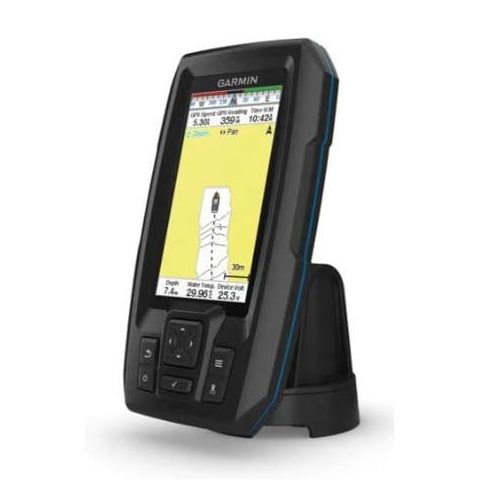 جهاز Garmin Striker Plus 4 مزود بمحول طاقة ثنائي الشعاع
